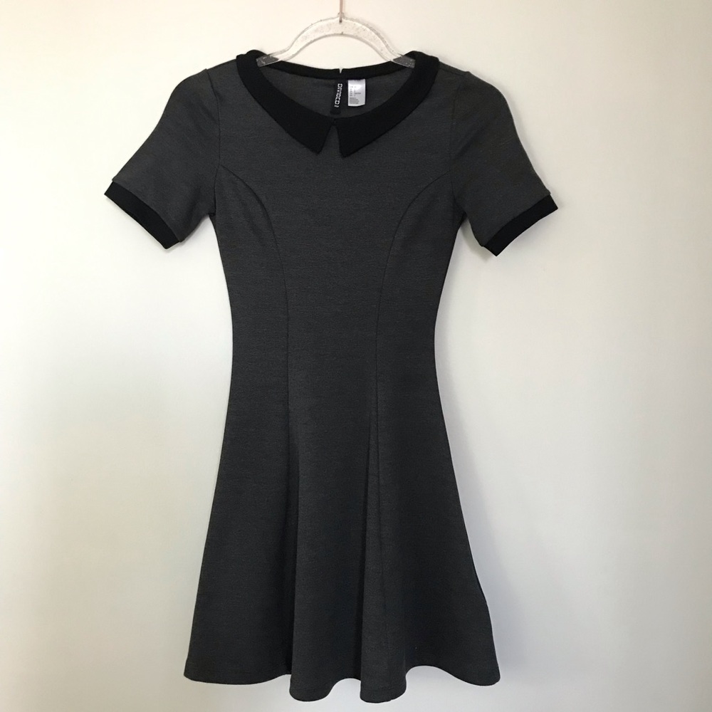 Peplum dress with collar